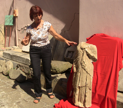 Слагат конфискувана богиня в Бургаския музей