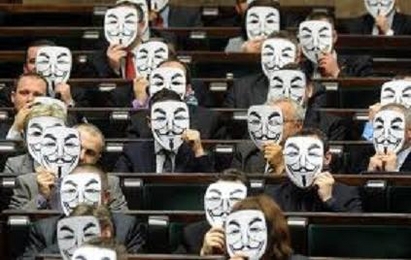 Чехия и Словакия замразиха процедурите по ACTA