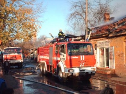 Пет къщи в Лозово със сериозни щети след дъжда