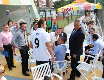 Бербатов и Борисов ритаха топка в Спортен център "Бургасспорт"