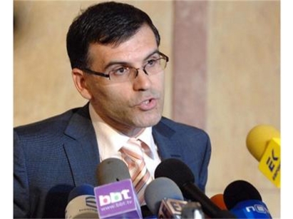 Симеон Дянков: Всеки българин с депозит ще загуби, ако разклатим борда