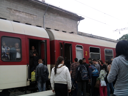 Изтезанията на БДЖ – 6-часово друсане от Бургас до Стара Загора включва влак и автобус