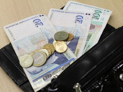 Бургас на трето място по заплати в страната