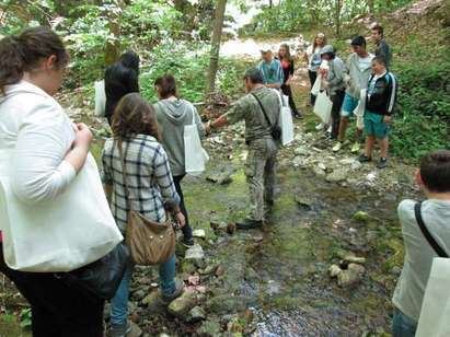 Ученици изследваха защитена местност “Марина река” в Странджа