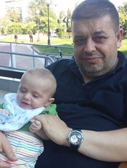 Адвокат Евгений Мосинов показа 3-месечния си син Никола във Фейсбук