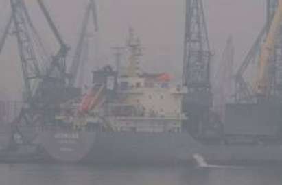 Мъгла в Бургаско затвори пътища и пристанището