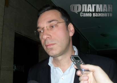 Кметът Димитър Николов: Какво още тряба да се случи, за да има Бургас отделение по изгаряния?!