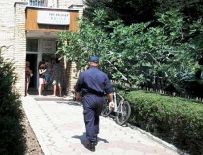 Бургаската полиция търси преводачи за РУП-Несебър