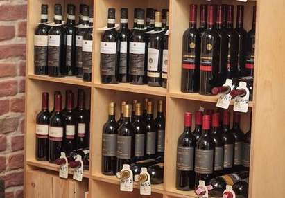 Вижте къде в Бургас може да опитате оригинални италиански вина