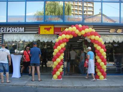 Магазин с прясно българско месо в центъра на Бургас влиза в жестока конкуренция с големите хипермаркети