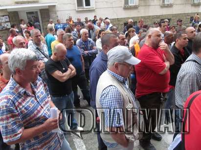 Над 230 работници от Пристанище Бургас остават на улицата заради отварянето на Морска гара