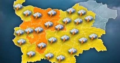 Оранжев код за гръмотевични бури в шест области, жълт – в 19