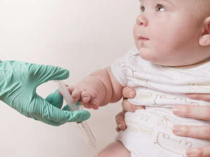Липса на ваксини: Стотици бебета в Бургас под риск от страшни инфекции, майките в паника