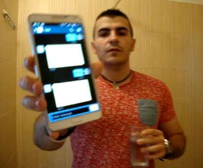 Българин зове политиците да не се поливат с ледена вода, а да помогнат с SMS на хората в Мизия