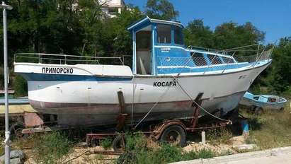 Рибар от Приморско остава без моторната си лодка, вземат му я заради дългове