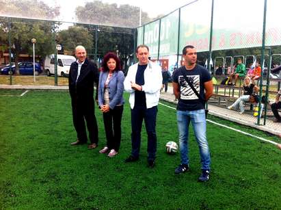 Кандидатите за народни представители от ГЕРБ-Бургас наградиха победителите в турнир по футбол и карти