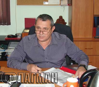 Д-р Паздеров уволни единствения си експерт по кризи, в Бургаско нямало бедствия и не бил нужен