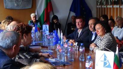 ГЕРБ-Бургас: Ще работим за засилване на връзката между бизнеса и учебните заведения