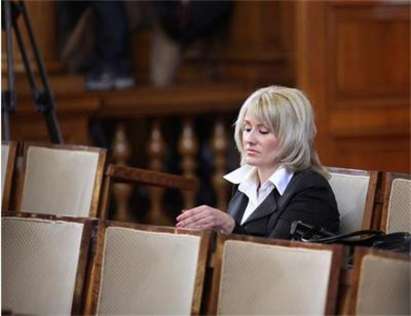 Депутатката Баракова успяла да разгледа София, но не стигнала до моловете