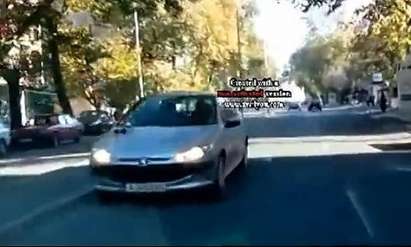 Шофьор кара в насрещното на бул. „Сан Стефано” в Бургас (ВИДЕО)