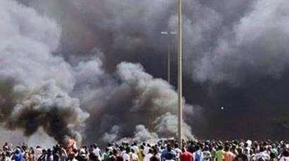 Истинският Черен петък: Камикадзета се взривиха в джамия, убити са над 100 души