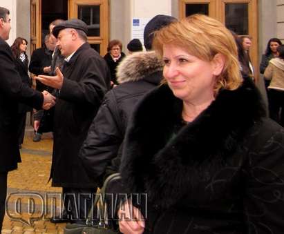 Диана Йорданова - бургаски рекордьор по изказвания в парламента, Димитър Байрактаров надговорил Валери Симеонов