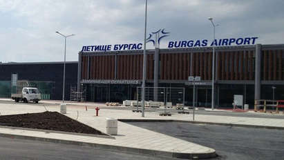 Връщаме бежанци на Турция през летище Бургас