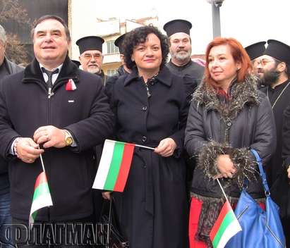 Бургас празнува 137 години Освобождение на България (ВИДЕО И СНИМКИ)