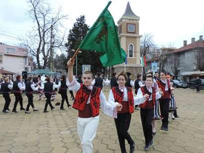 В Обзор бе отбелязана 137-та годишнина от Освобождението на България