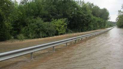 Сложна комплексна експертиза ще установява причините за жертвите на потопа от септември
