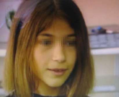 12-годишно момиченце дарява косата си за перуки на онкоболни