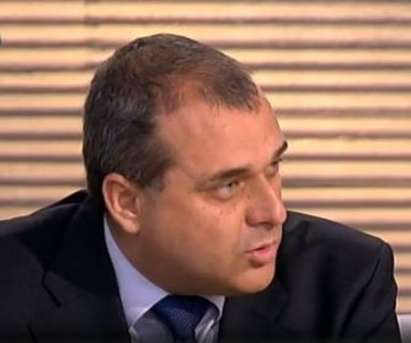 Искрен Веселинов: България се феодализира, властта си култивира общество, което е над законите