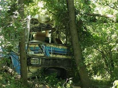 Собственикът на автобуса, убил 16 човека на 100 км от Бургас, изчезнал в чужбина