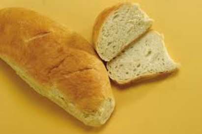 Хлябът поскъпва с 10% при скок на цената на тока