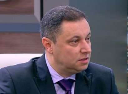 Янев: КТБ е била черна каса на политически групировки, но някои искат обществото да е късопаметно