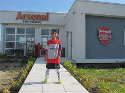 Петокласник от Бургас започва в „Арсенал”