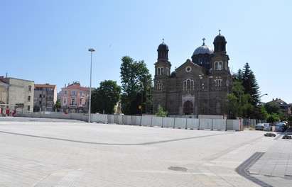 Затварят улиците около храм "Св. Св. Кирил и Методий" в Бургас заради укрепването му