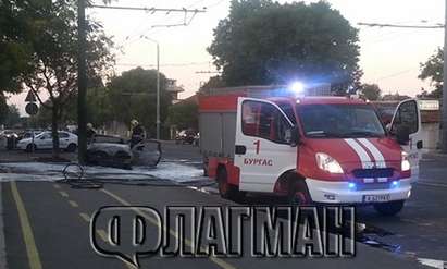 МВР-Бургас: Шофьорът на колата-бомба спрял, за да даде огънче на 17-годишната Ема