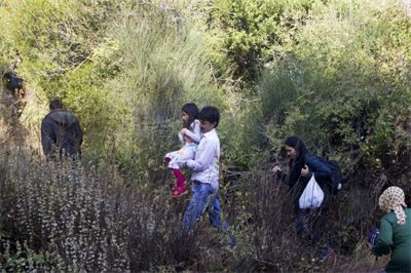Унгарско издание: Ограда с Турция намали нелегалните мигранти в България наполовина