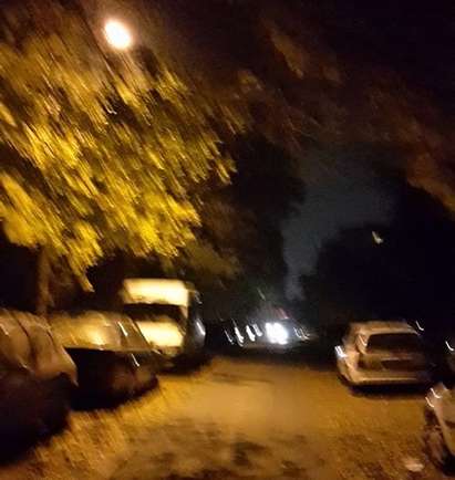 След сигнал на Флагман.Бг: Лампи осветяват опасно мрачната ул. „Дебелт” в бургаския ж.к. „Възраждане”