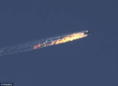 Турски изтребители свалиха руски боен самолет на границата (СНИМКИ И ВИДЕО)