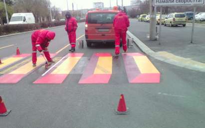 Монтират триизмерна пешеходна пътека между "Изгрев" и "Зорница" в Бургас