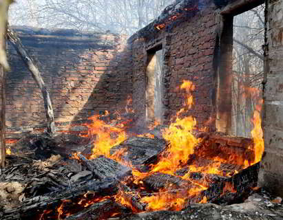 Трагедия! Жена изгоря при пожар в дома си в сунгурларското село Славянци