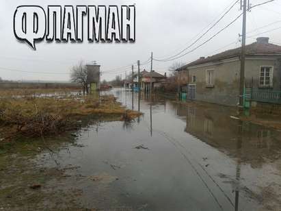 Вижте ужаса от наводненото село Ливада (СНИМКИ)