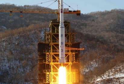 Северна Корея изстреля ракета с далечен обхват въпреки заплахата от санкции