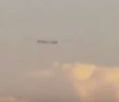 НЛО с форма на цигара прелетя над американския Сейнт-Питърсбърг (ВИДЕО)