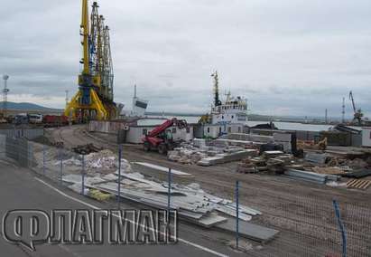 Вижте пълното преобразяване на зоната около Морската гара в Бургас(СНИМКИ)