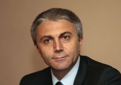 Лидерът на ДПС Мустафа Карадайъ се обяви за предсрочни избори