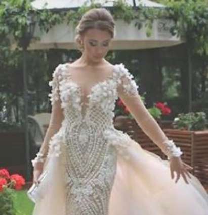 Абитуриентката, която си купи рокли за 15 000 лева, иска да остане в България