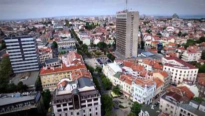 Близо 300 нелегални сгради в Бургас